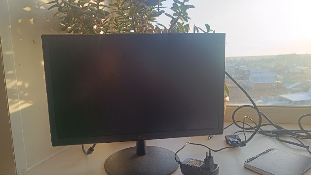 продам монитор..