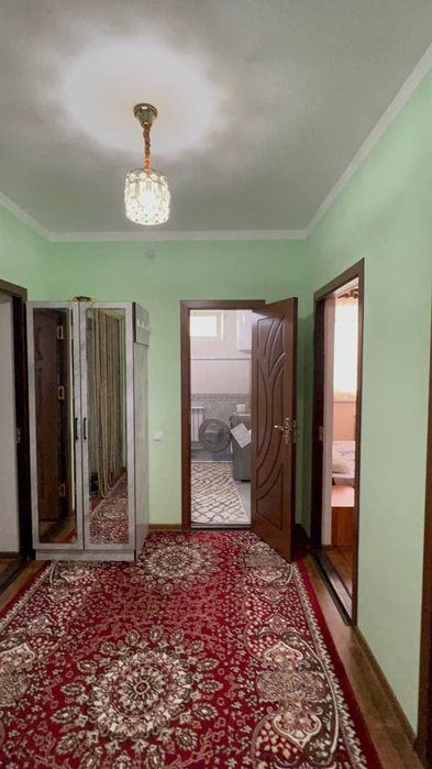 3 xonaliy dom ijaraga beriladi