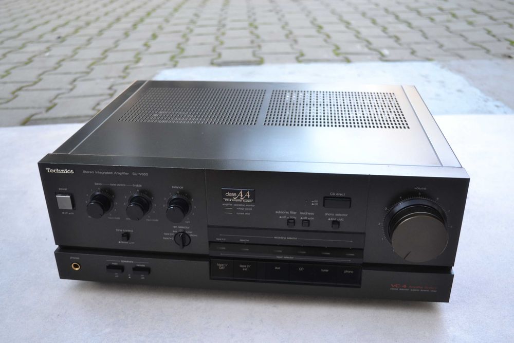 Amplificator Technics SU V 650