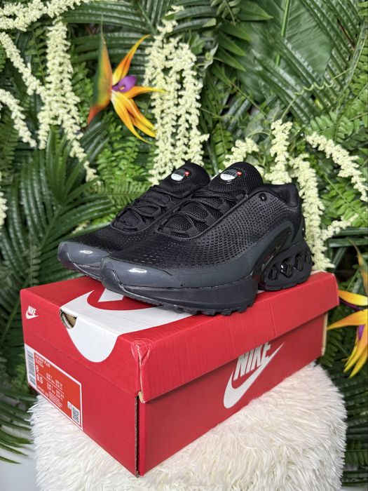 Nike Air Max DN Triple Black