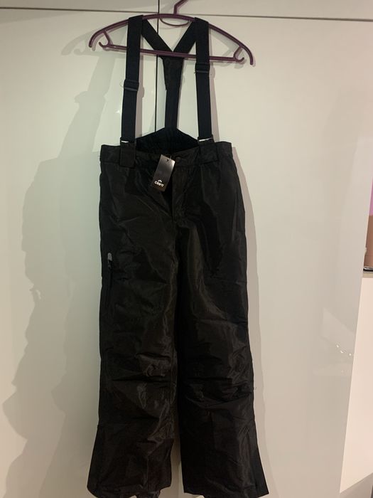 Pantaloni de zapada  noi cu eticheta