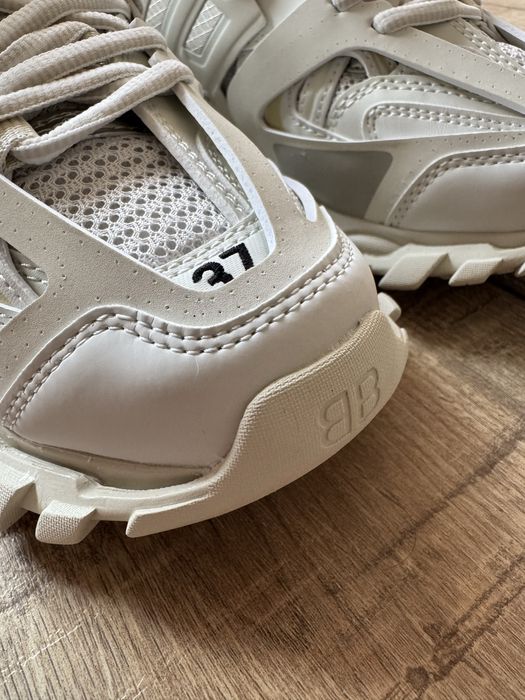 Balenciaga Track