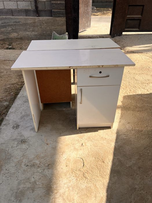 Парта сатылады  ортажа жағдайда 10 штук бар