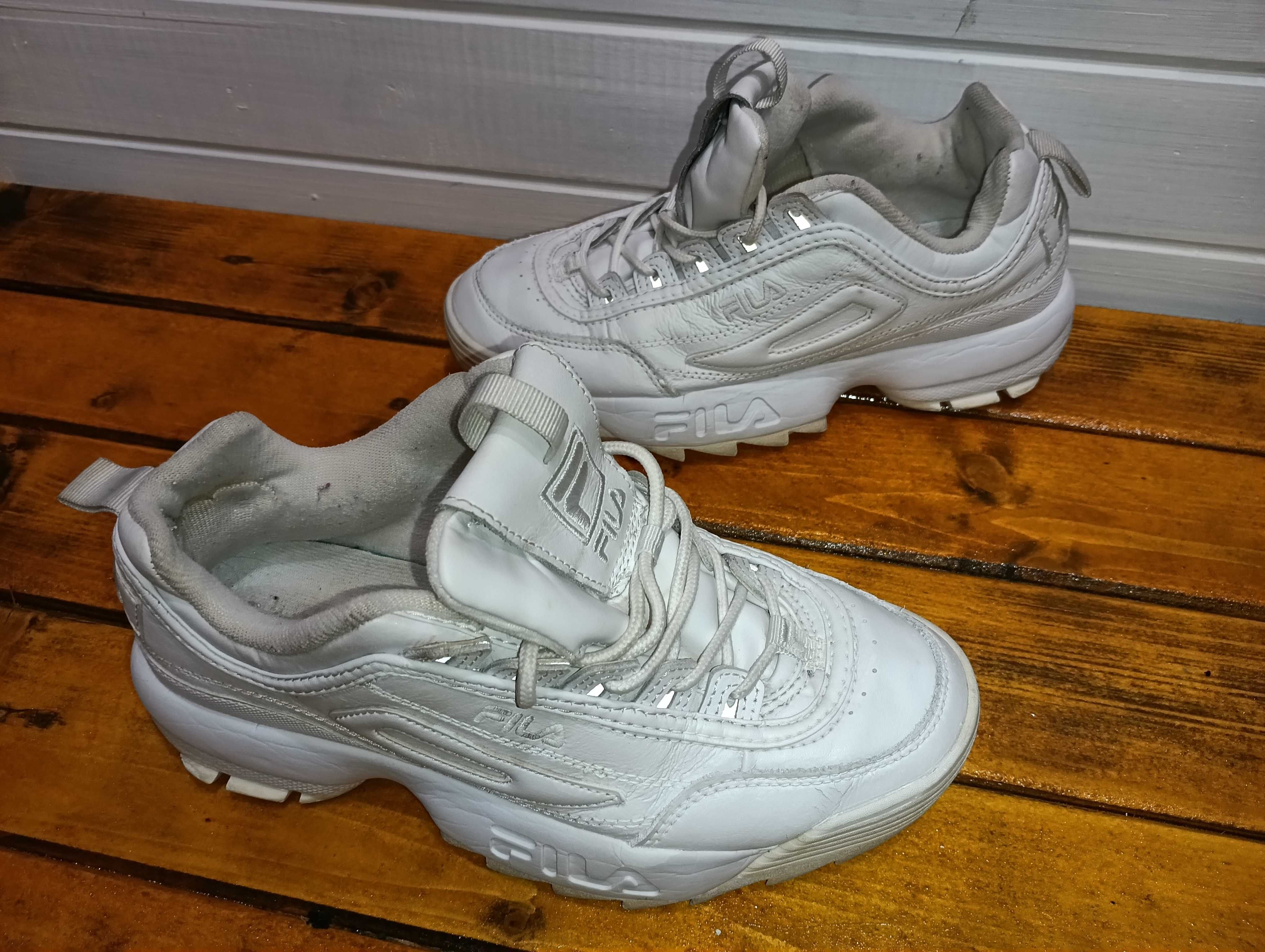 кожени Fila сникърси N 39,5 - 32 лв