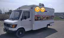 Vand FOOD-TRUCK  Mercedes în stare foarte  bună de funcționare