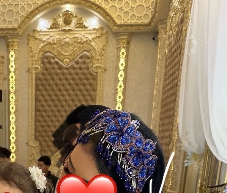 Ансамбль - в комплекте диадема и фата, новый