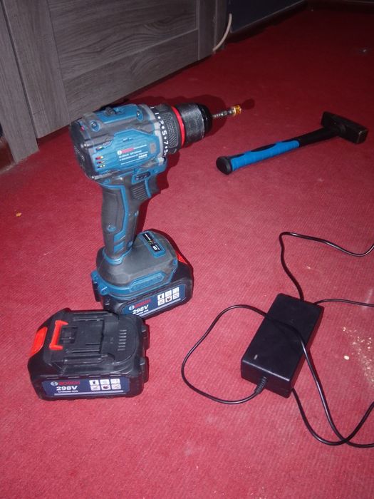 Продам шуруповерт Bosch