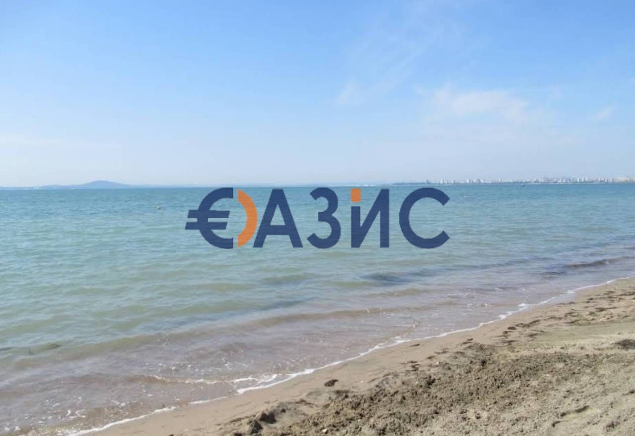 Двуетажна къща без такса поддръжка в комплекс "Морски Излед", между
