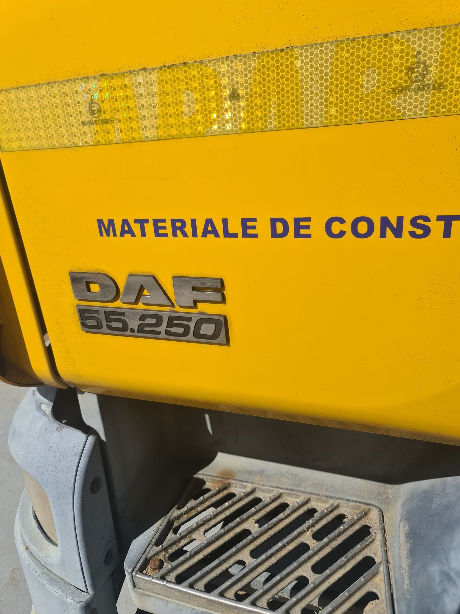 Benă fixă daf  6×2,5