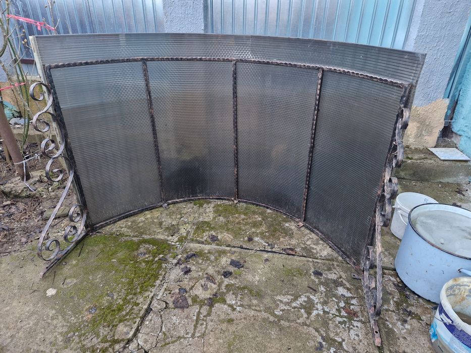 Vând copertina usa întrare