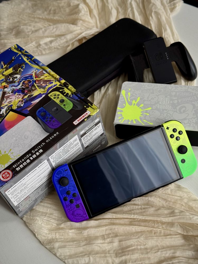 Nintendo Switch OLED Splatoon Edition Взломанный (Прошитый)