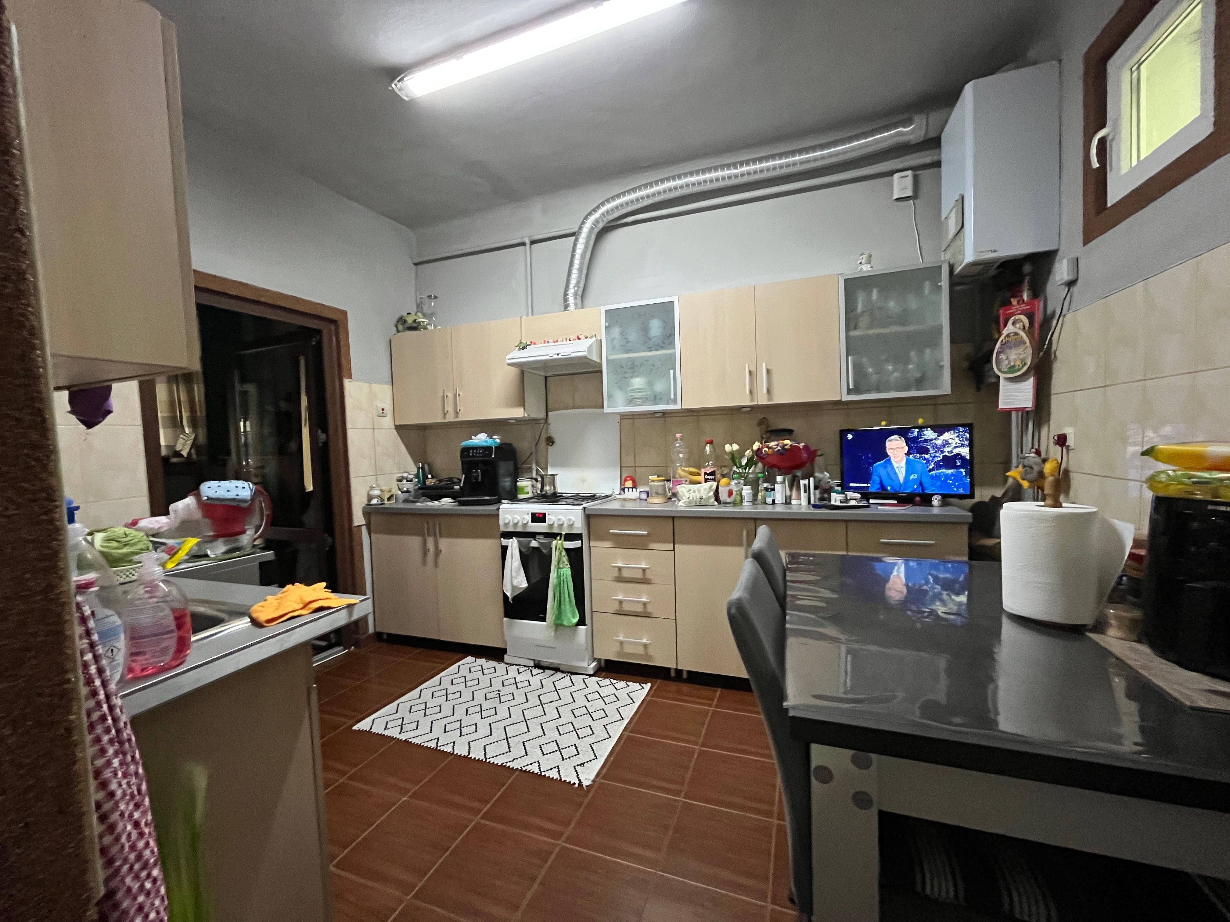 PROPRIETAR vand apartament 4 camere Timisoara, Iosefin, 2 bai, terasa