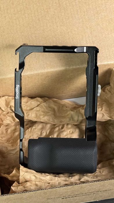 Грип SmallRig за фотоапарат SONY ZV-E10 - със силиконова дръжка