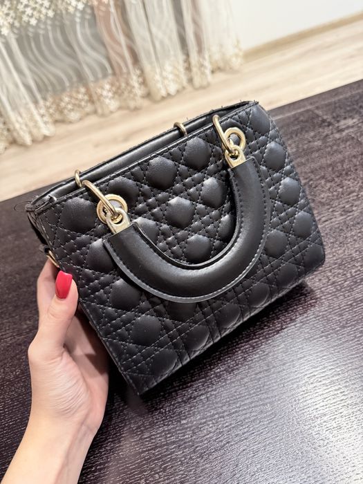 Официална дамска чанта