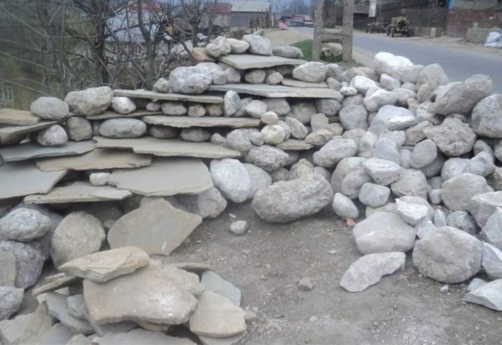 Aleei japoneze piatra naturala oriunde in tara