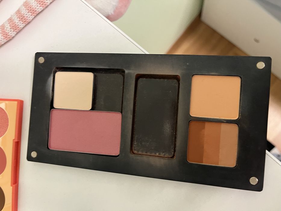 Лот оригинални палитри Abh, NYX, Gosh, Morphe