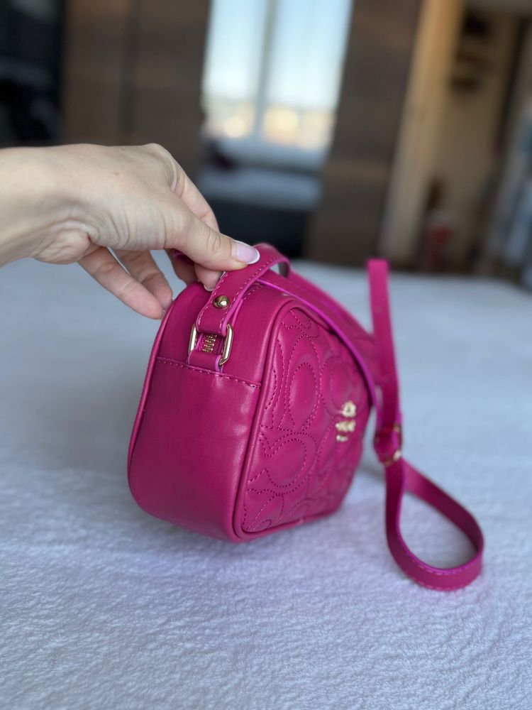 Дамска розова чанта COACH