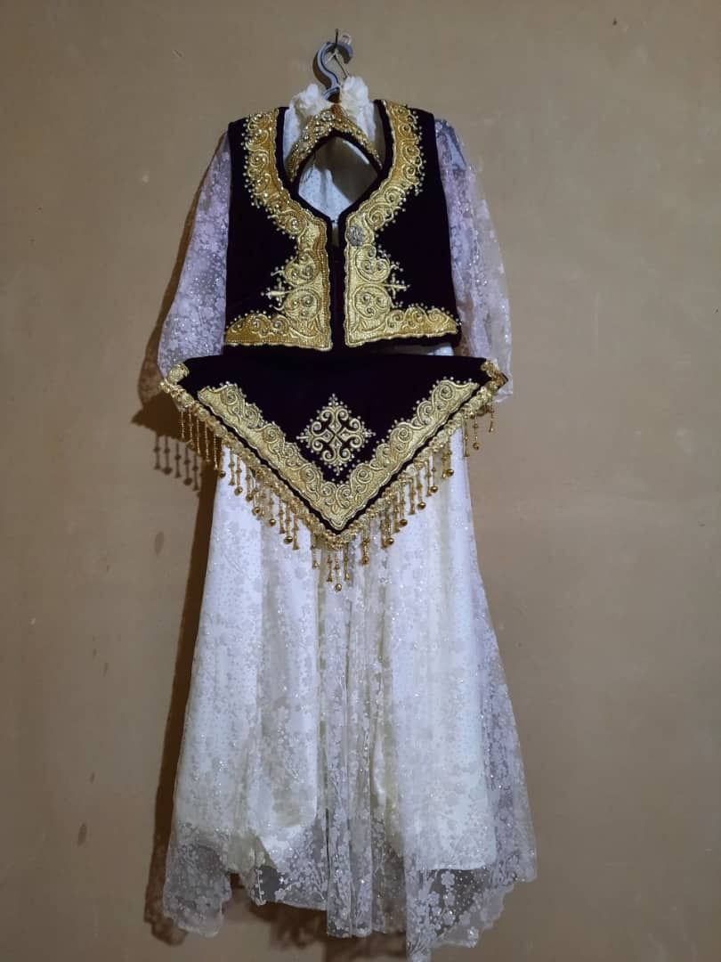 Ansambil sotiladi