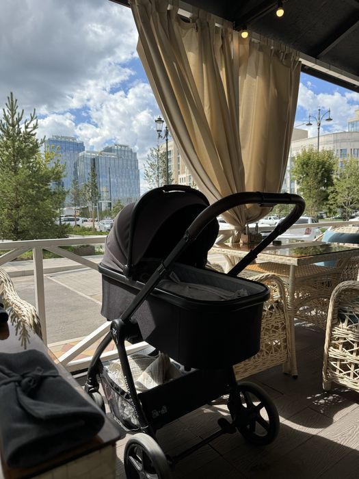 Коляска детская новая