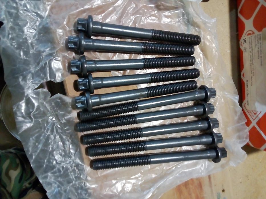 Болты ГБЦ Рено Меган .