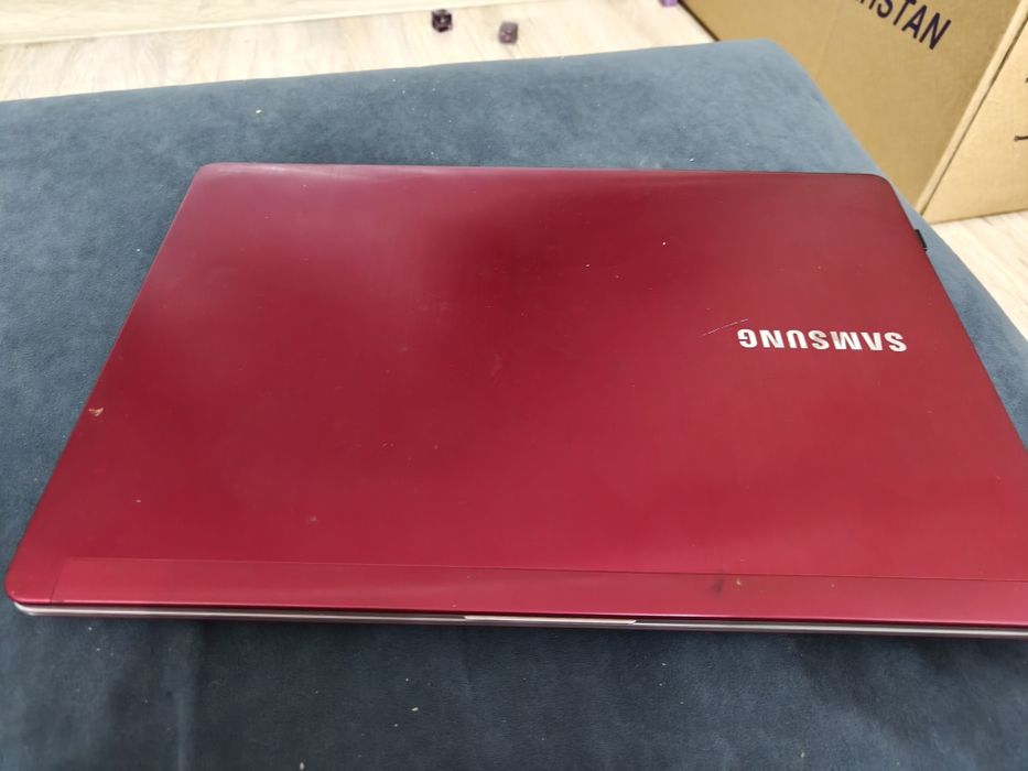 Ноутбук Samsung Core i5