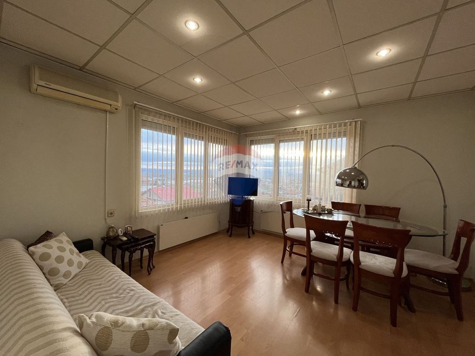 Триетажна къща, гр.Аксаково, обл. Варна ТМ