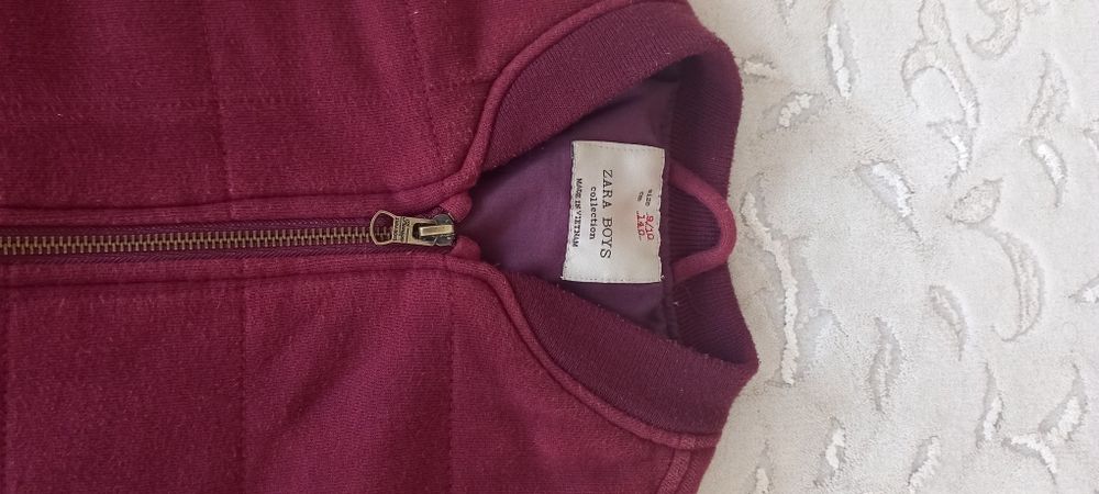 Запазено яке Zara
