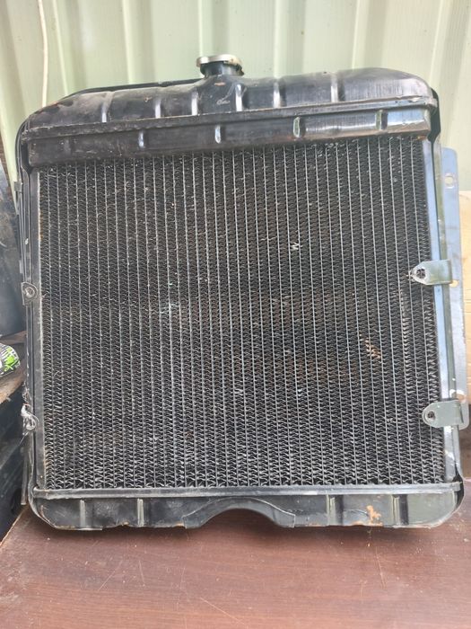 Продам радиатор газ52