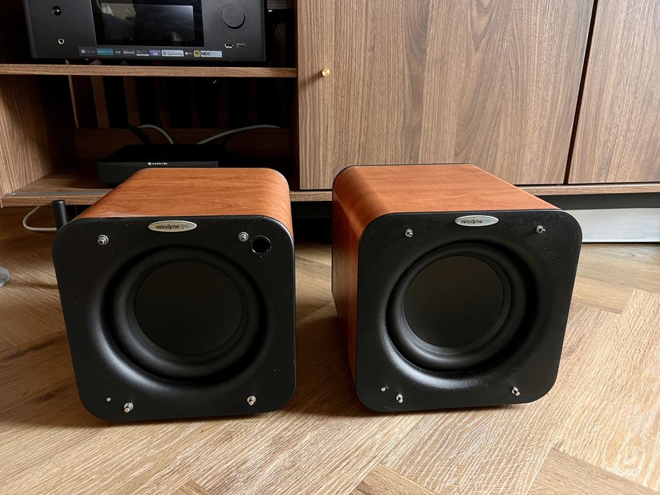 Velodyne SPL 800 si SPL 800 II