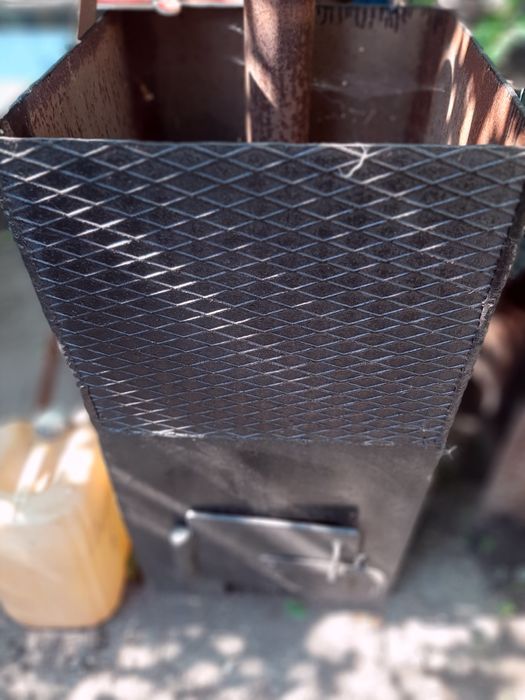 Продам печку в баню. Новая. 9мм. Бак 100л. Гарантия 30 лет.