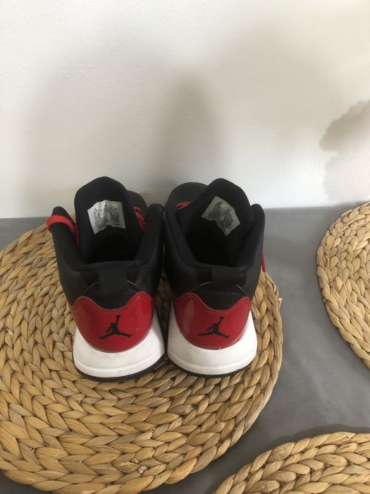 adidasi nike jordan maxin 200