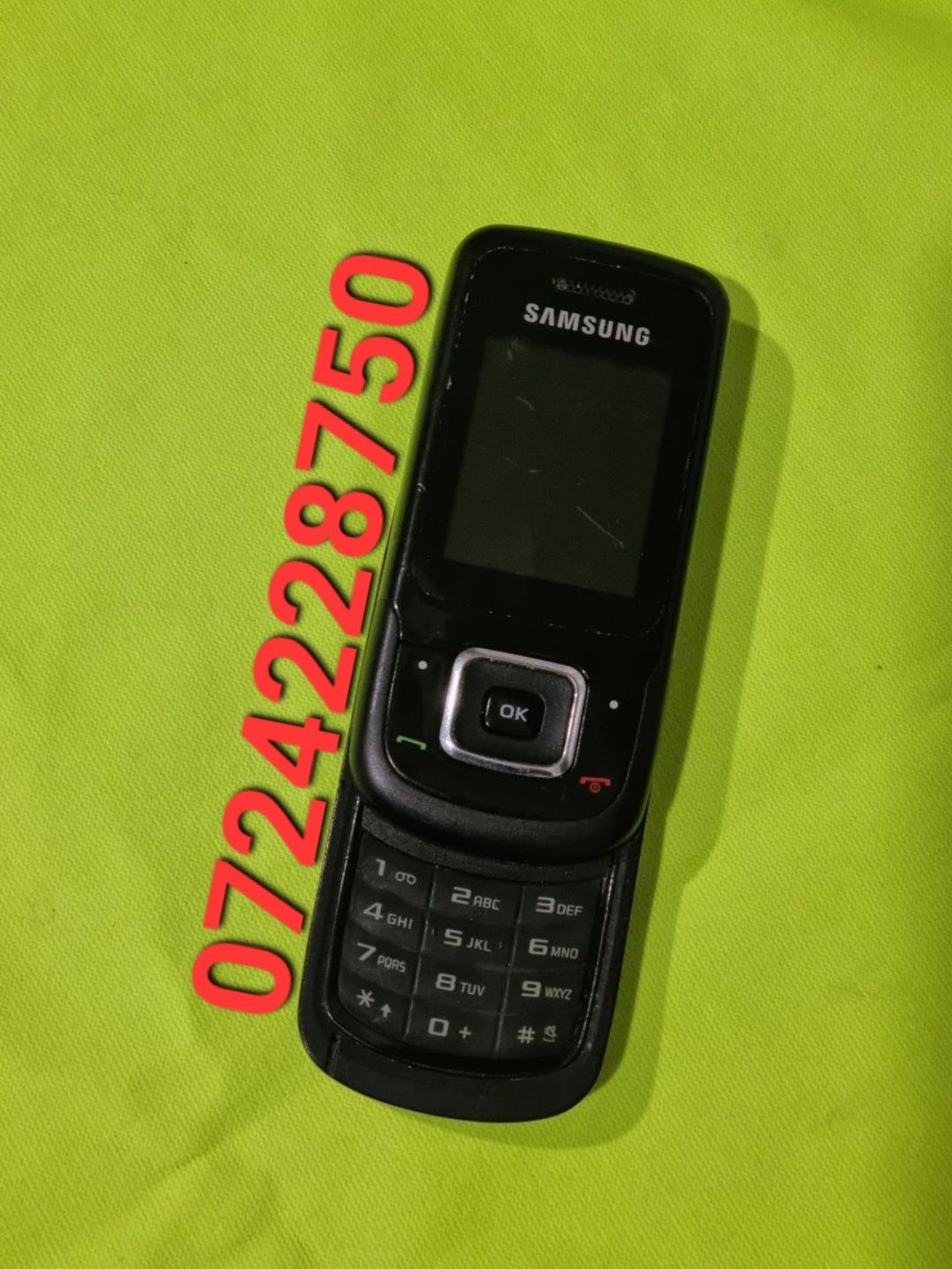 Telefon pe sina / slide E1360B