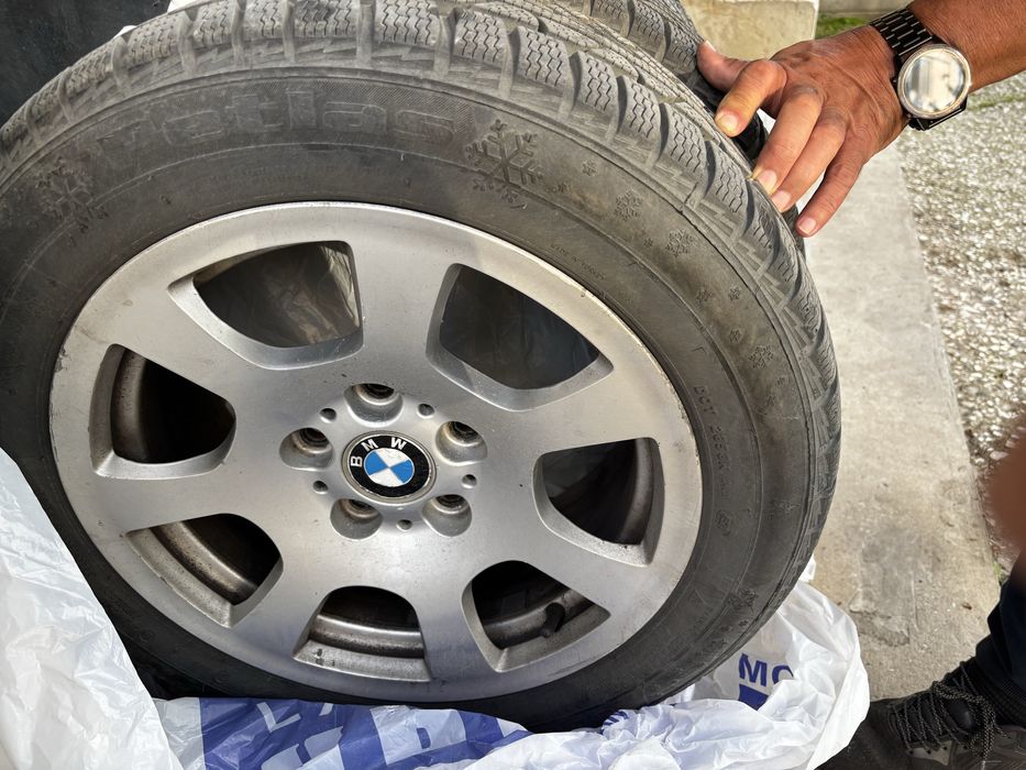 Зимни гуми Petlas 205/55/16 с джанти BMW