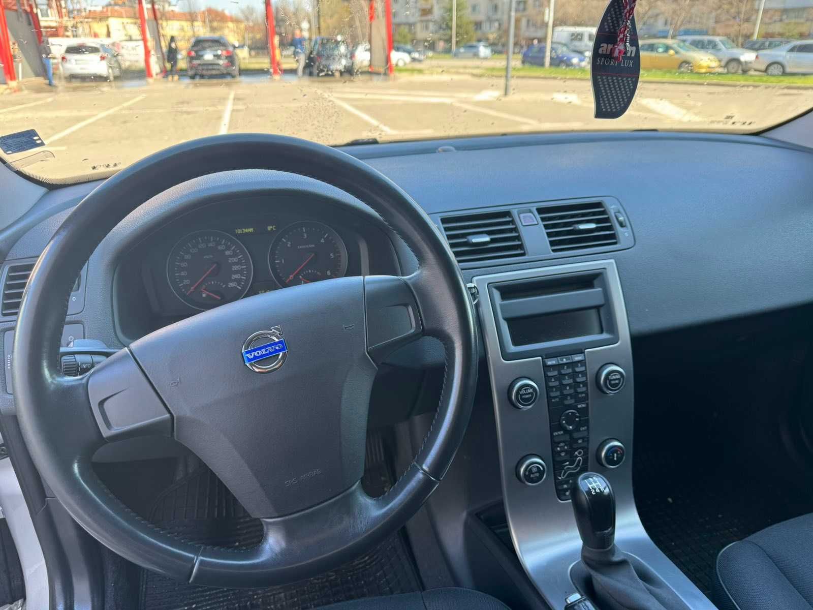 VOLVO S40 - 1.6, 109к.с.