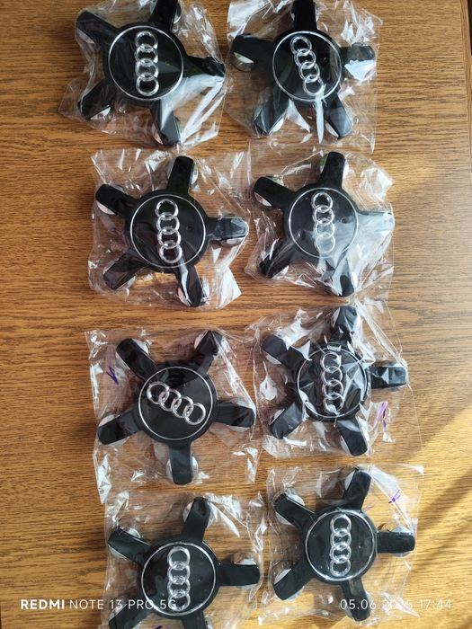 Capace centrale pentru jante de aliaj Audi 4 buc