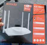 Router Tenda TX3 AX1800 dual-band Gigabit Wi-Fi 6, Alb