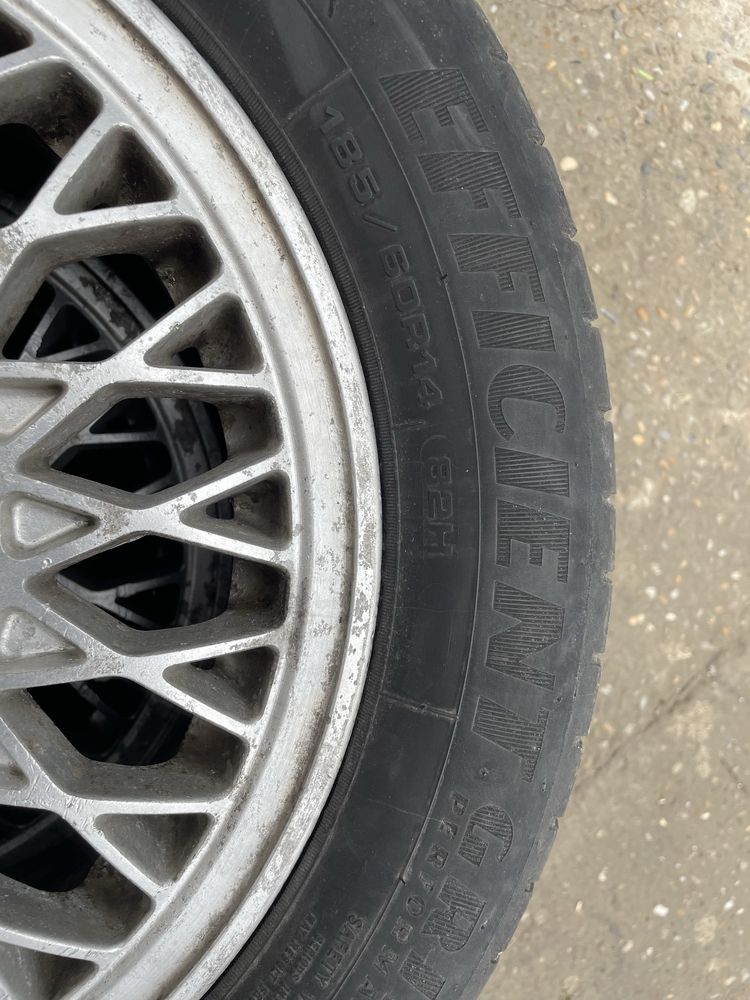 Anvelope vara good year 185/60 r14