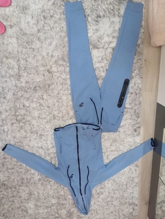 Спортен екип Nike tech