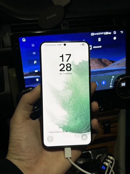 Samsung S22 Plus в идеальном состоянии