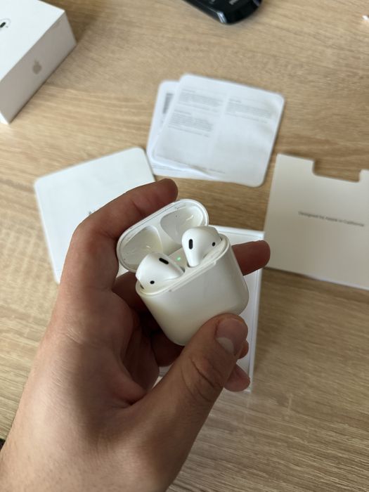 Слушалки Airpods