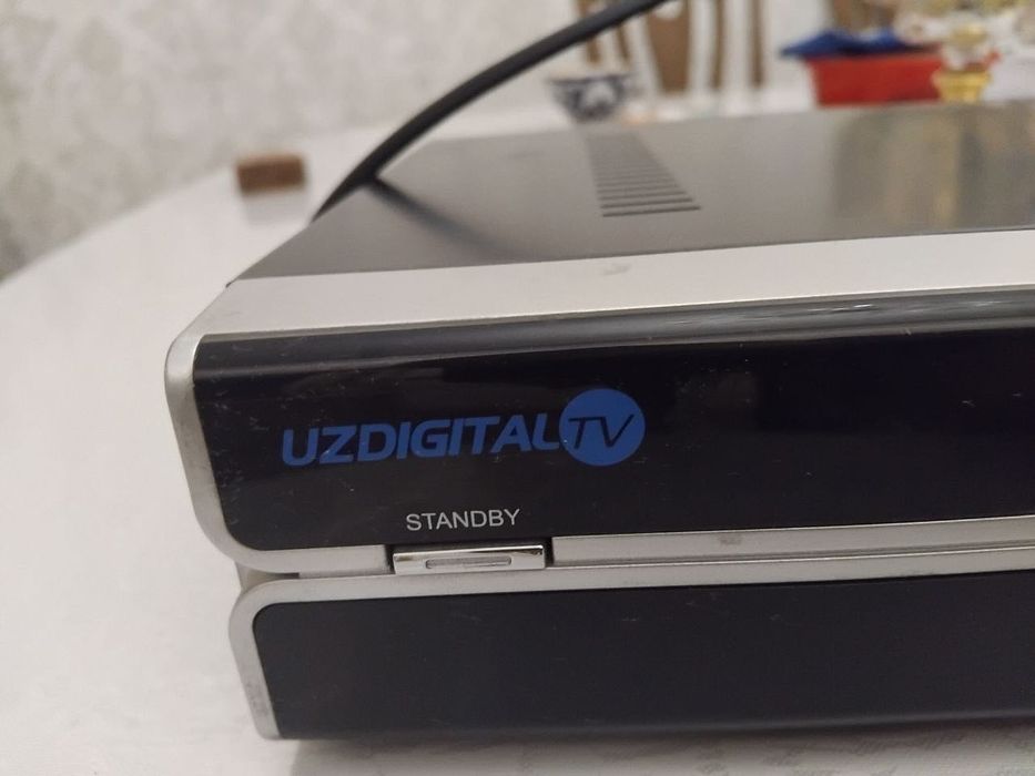 Телевизор Prima в хорошем состоянии + тюнер