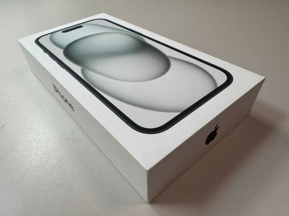  Apple / iPhone 15 128 Gb / Black