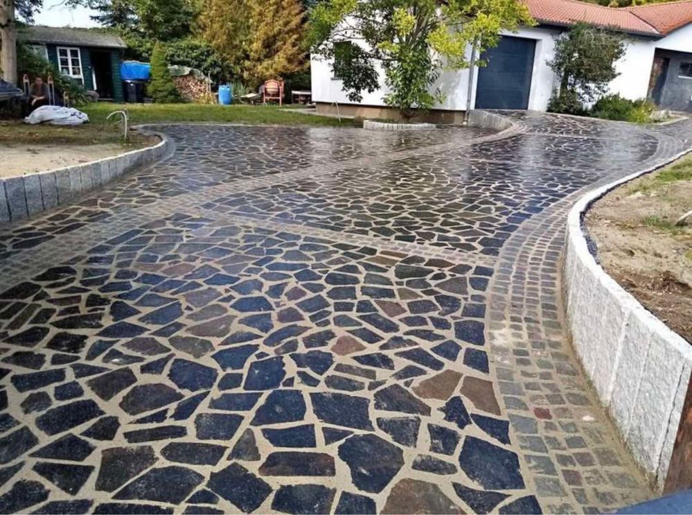 Piatra naturala de munte si montaj