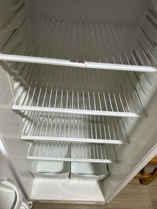 Продаю холодильник