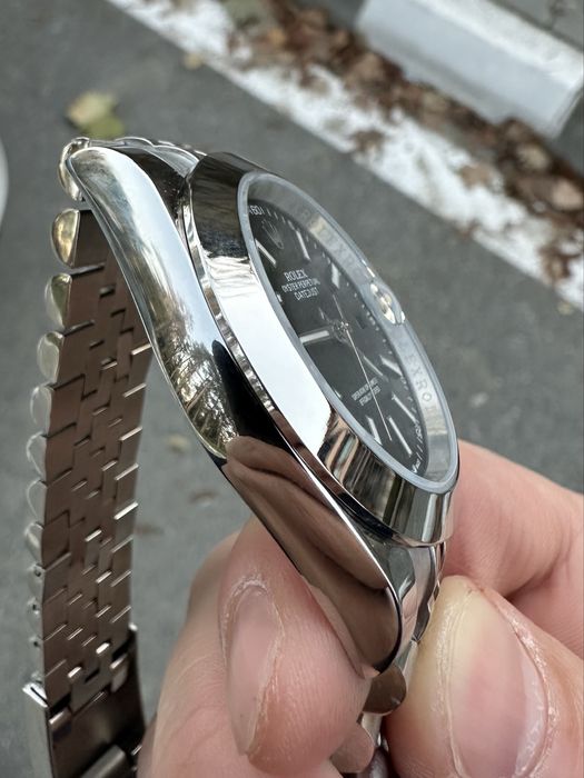 Rolex datejust - чисто нов
