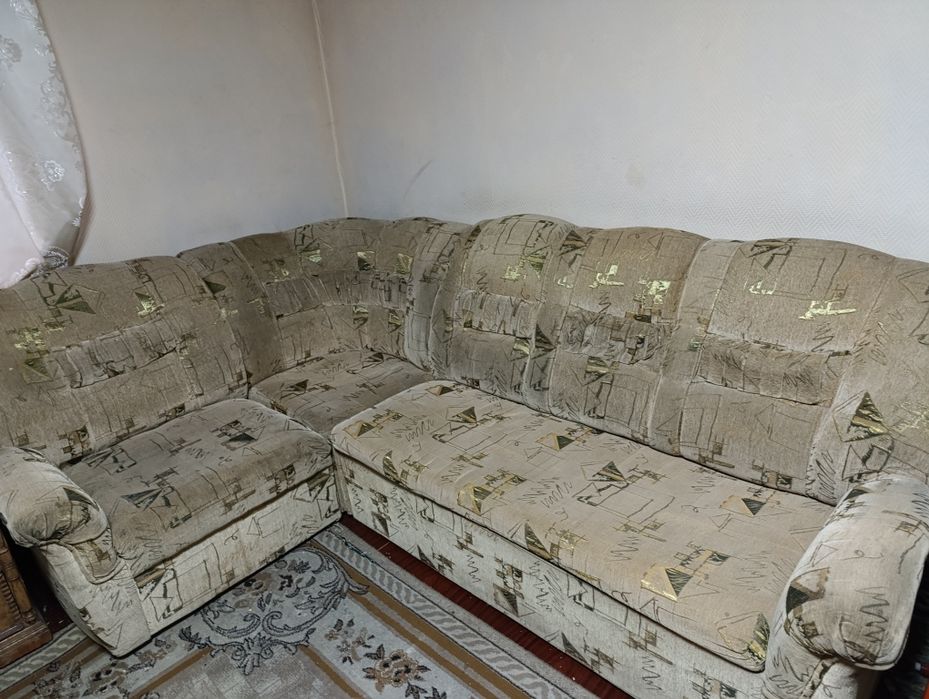 Продам диван с креслом Б/у