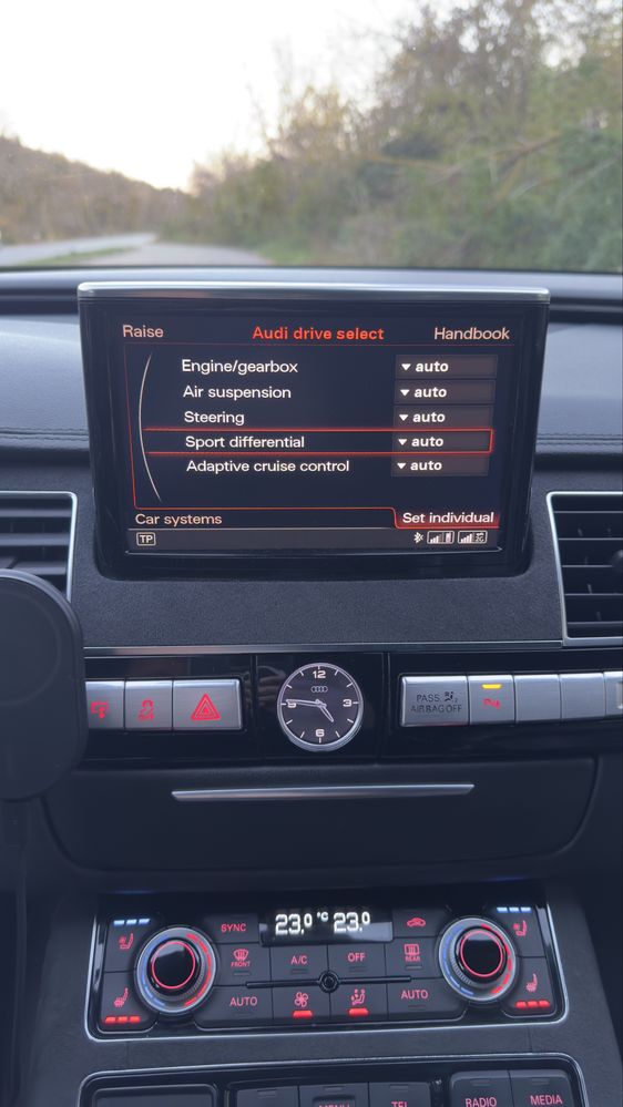 Audi A8 4.2 TDI Matrix TOP