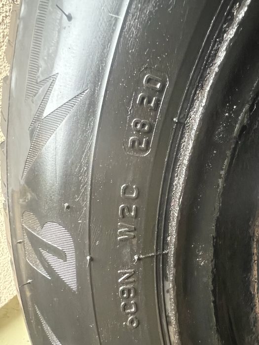 Jante tabla Skoda-Golf 5x112 cu cauciucuri iarnă stare foarte bună