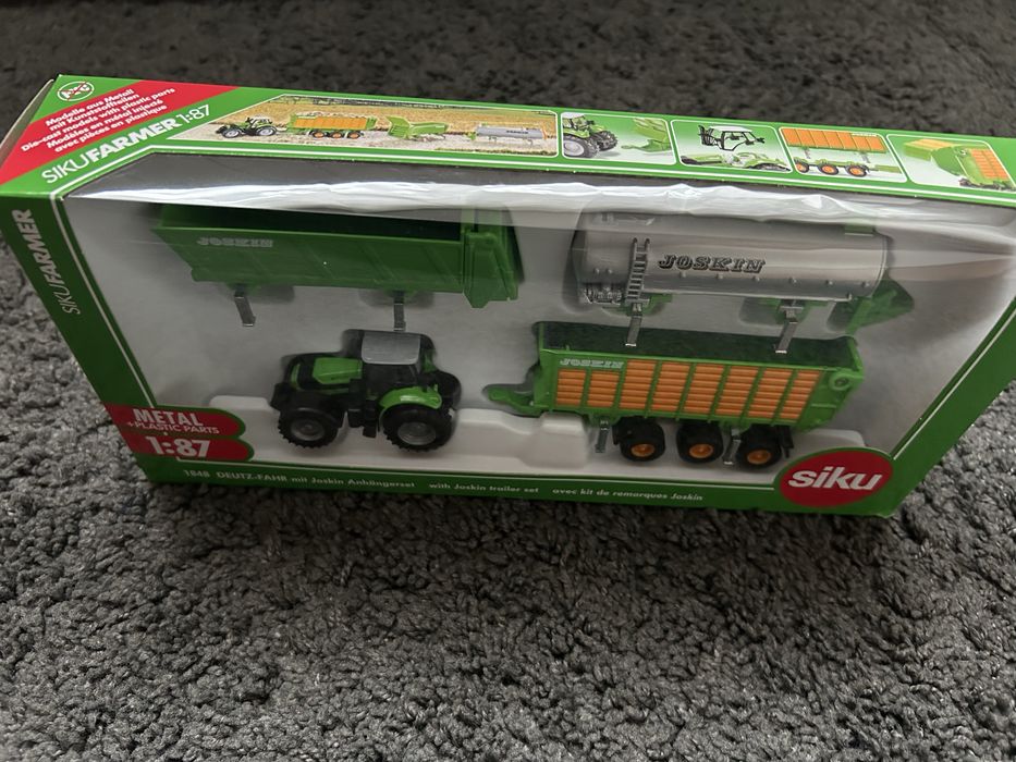 Set Tractor Siku cu remorca