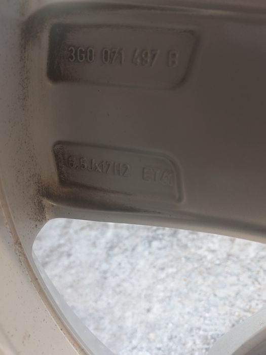 17"Vw Corvara Оригинални 6.5ж ет42 Golf Passat Jetta Tiguan Touran Гум